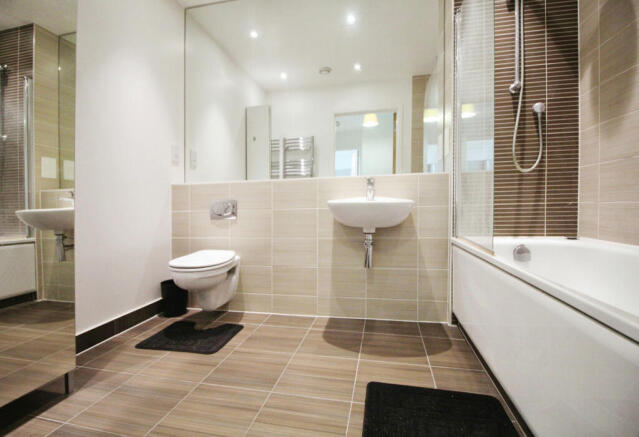 Bathroom.jpeg