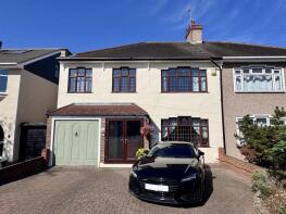 5, Berkeley Avenue, Bexleyheath DA7 4TY