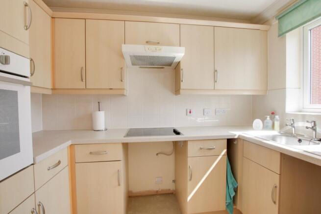 Acacia Lodge, Fareham photo 4