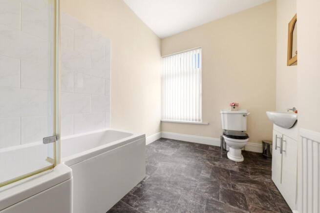 2 bed Terraced for sale Image 9