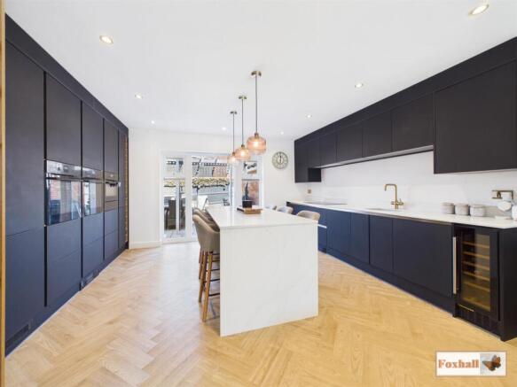 Lounge / Kitchen / Diner