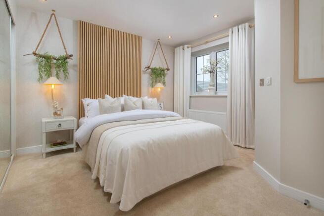 4 bed Detached for sale Image 8