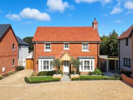 6, Theydon Meadows, Stapleford Tawney, Romford RM4 1EY