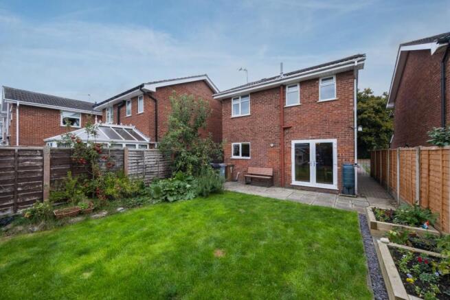 2 Tytherington Close-024.JPG