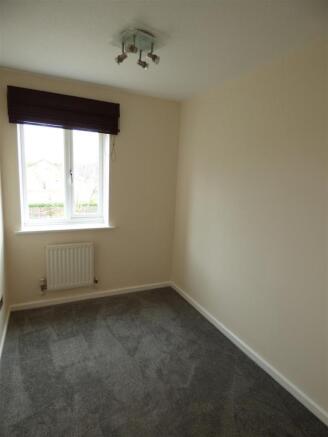 7 Garvey bedroom 3.JPG