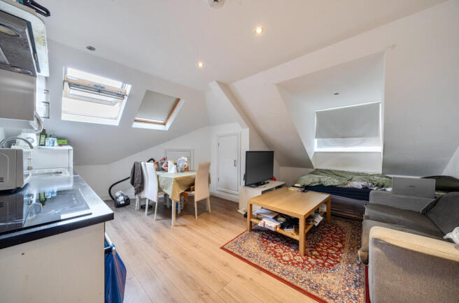 1409365-8-6985fc9...