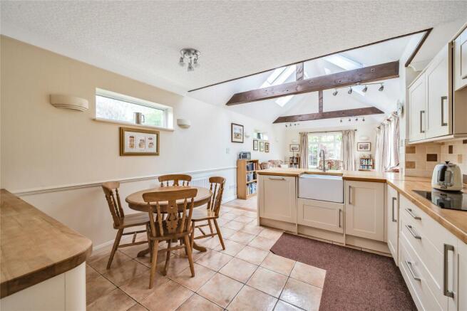 Kitchen/Breakfast Rm