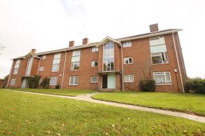 Flat D, 1, Moore Avenue, Bournemouth BH11 8AR