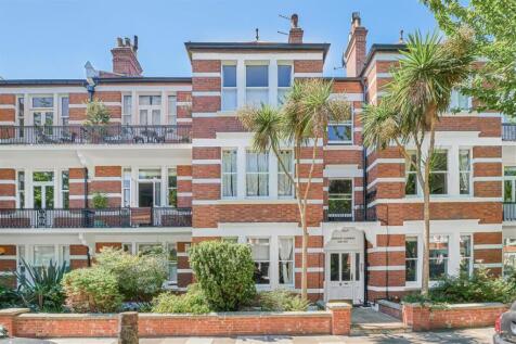 Riverview Gardens, Barnes