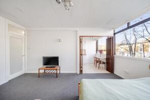 Flat 22, Romney Court, Haverstock Hill, London NW3 4RX