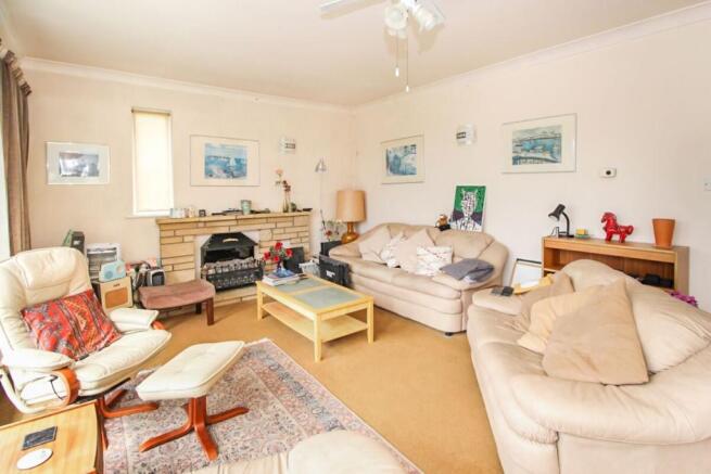 Living Room / Dining Room