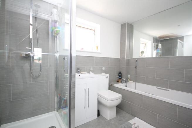 Bathroom.JPG