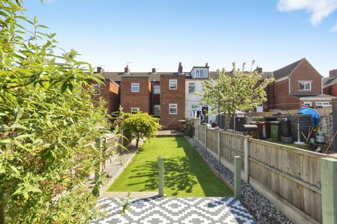2 bed Terraced for sale Image 10