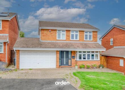 New Wood Close, Stourton, DY7