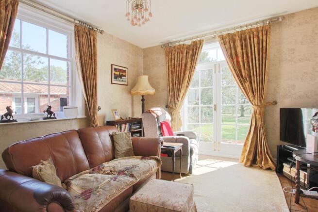 4 bed Detached for sale Image 6