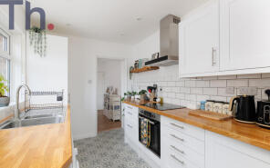 47, Ash Road, Newport PO30 2AQ