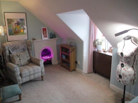 Photo 10