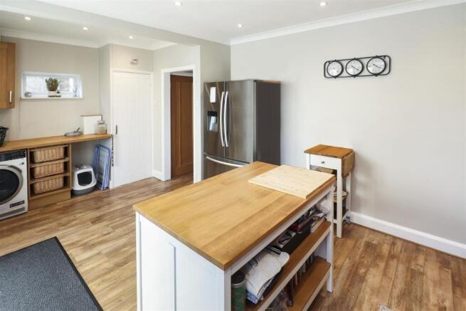 Kitchen / Breakfast Room