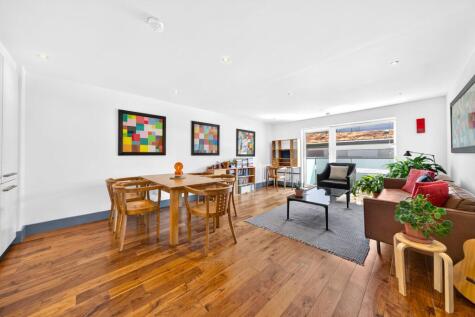 Tiltman Place, London, N7