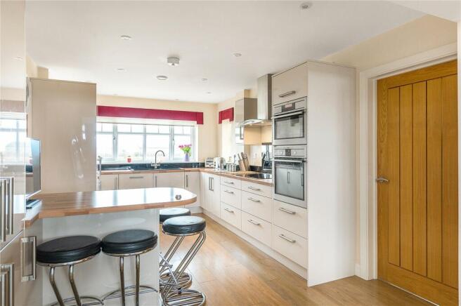 Kitchen/Breakfast