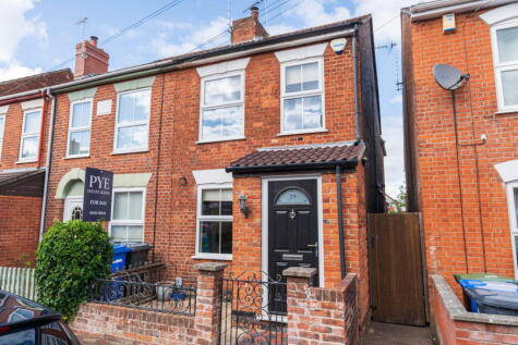 Alexandra Road, Beccles, NR34 9UD