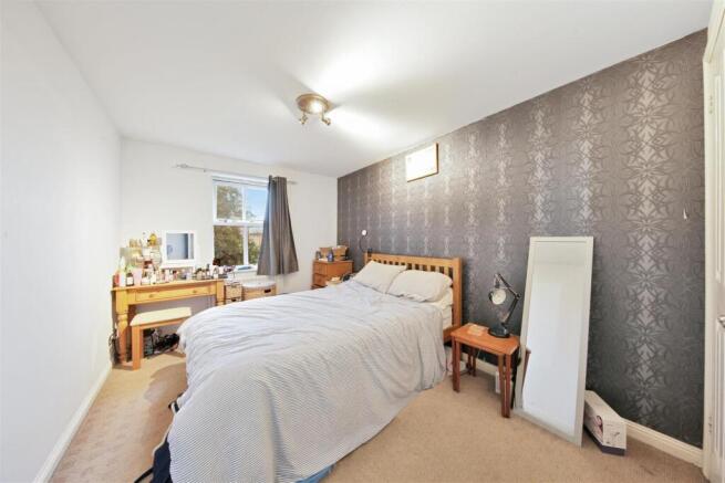 Flat 6, 2 Highfield Close - F3eroragIquJ5jrb2oSy.j