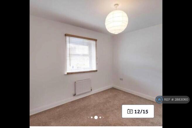 2 bed Terraced to rent Image 10