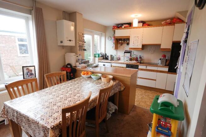 Kitchen/Dining Room