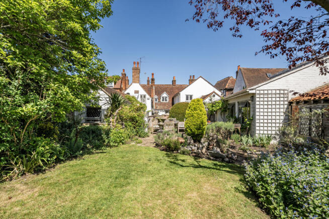 1295735-1-6827233...