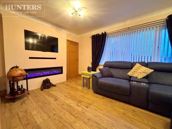 4 bed Detached Bungalow for sale Image 9