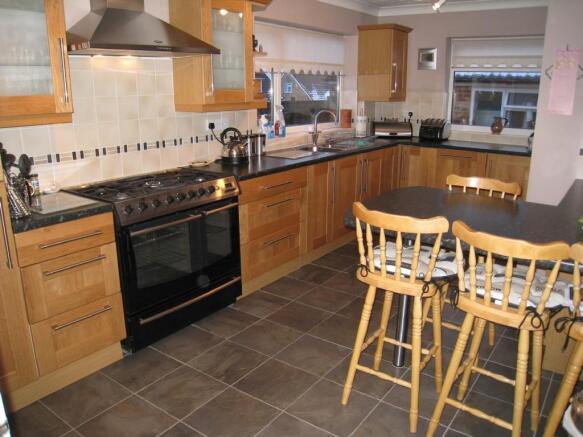 Kitchen/Breakfast Rm