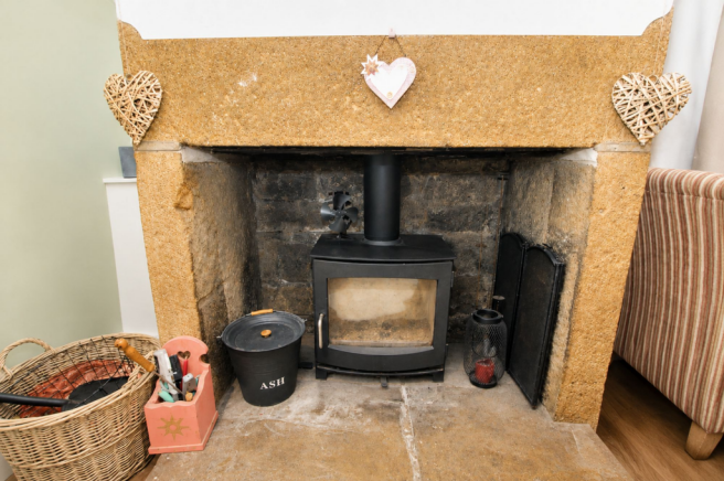 4 bed Semi-Detached for sale Image 6