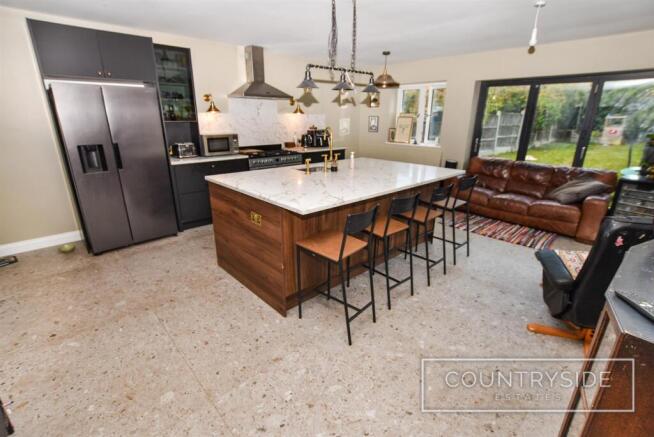 Kitchen/Family Room