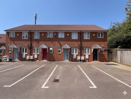 2 Thornhill Place, Luton, LU4 8FB