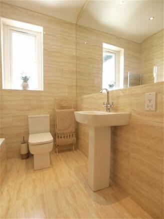 Photo 13
