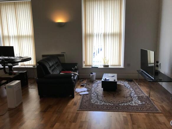 1 bed Apartment to rent Image 12