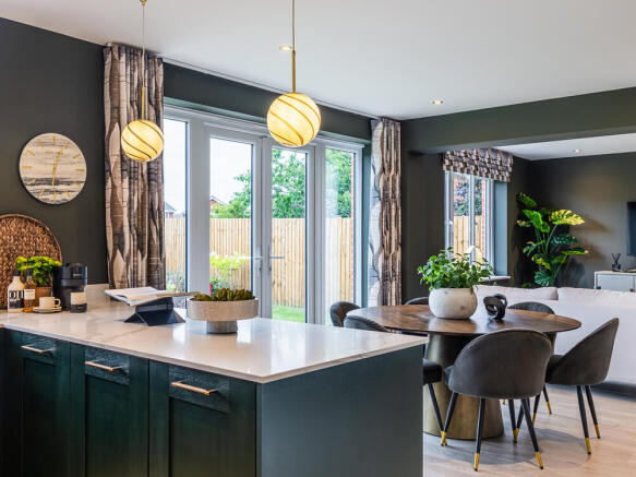 Redrow - The Hampstead - Kitchenfamily - 71324
