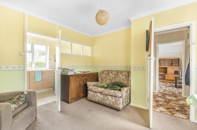 Dining into Kitchen