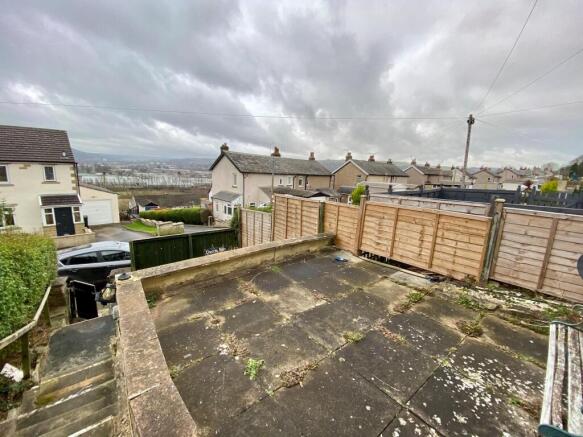 3 bed House to rent Image 10