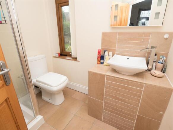 Master En-Suite