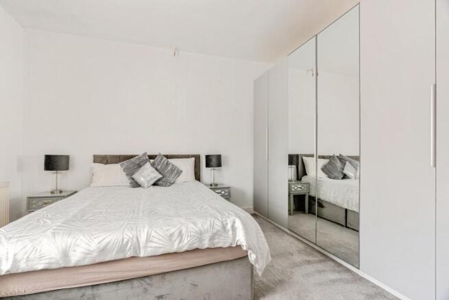 2 bed Terraced for sale Image 12