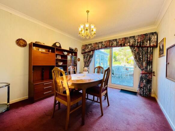 Dining Room.jpeg
