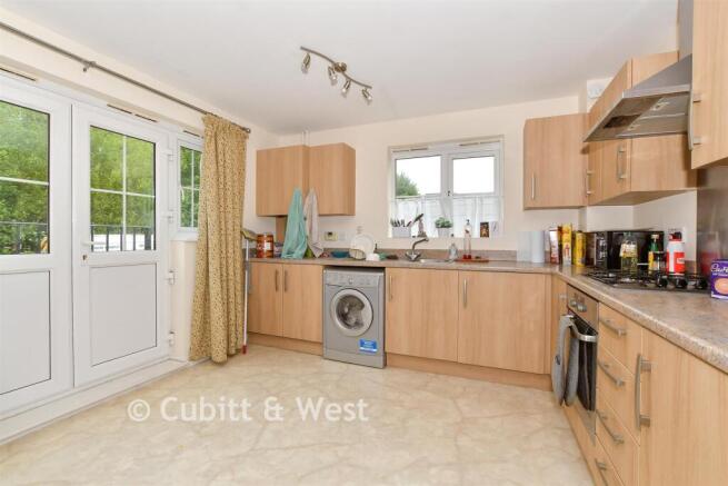 Lounge/Kitchen