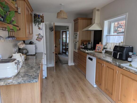 2 bed Terraced for sale Image 10