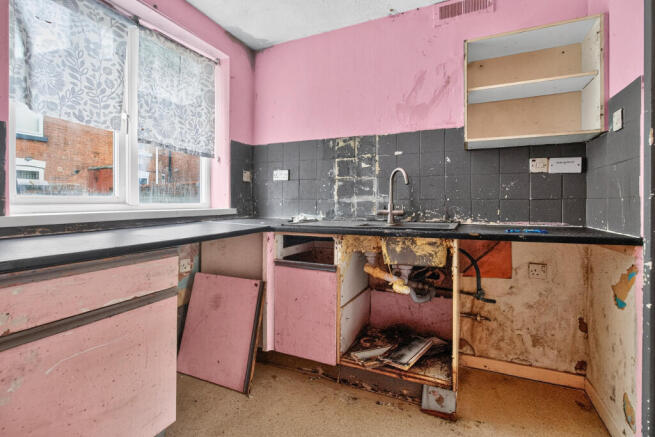 1 bed Flat for sale Image 8