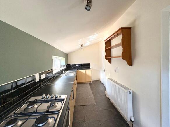 3 bed Semi-Detached Bungalow for sale Image 4