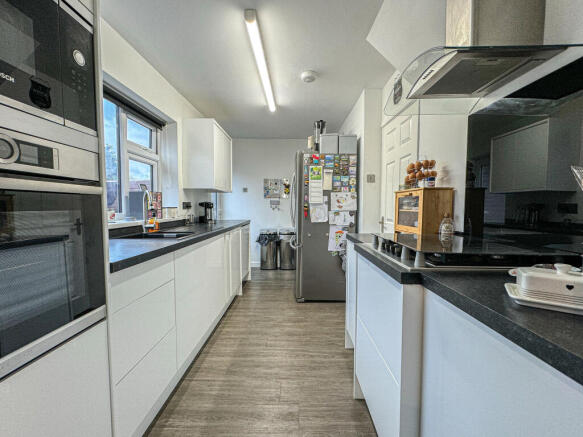 257 Westfaling Street - Kitchen