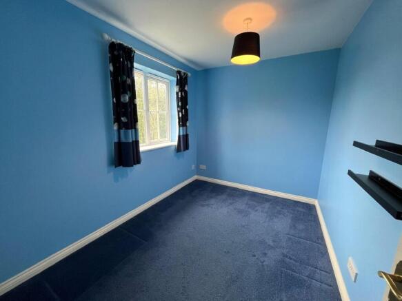 3 bed House for sale Image 12