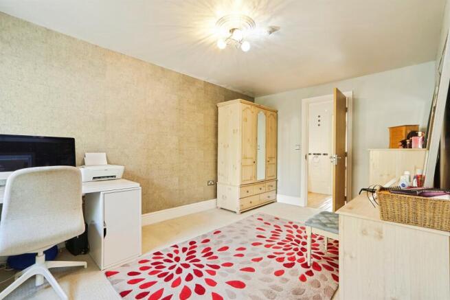 4 bed End of Terrace for sale Image 12