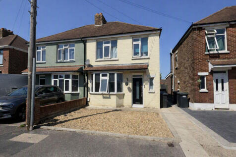 Fisgard Road, Gosport, PO12